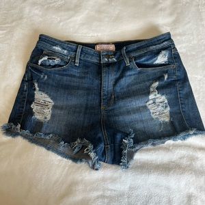 Guess Jeans High-Rise Frayed Jean Booty Short